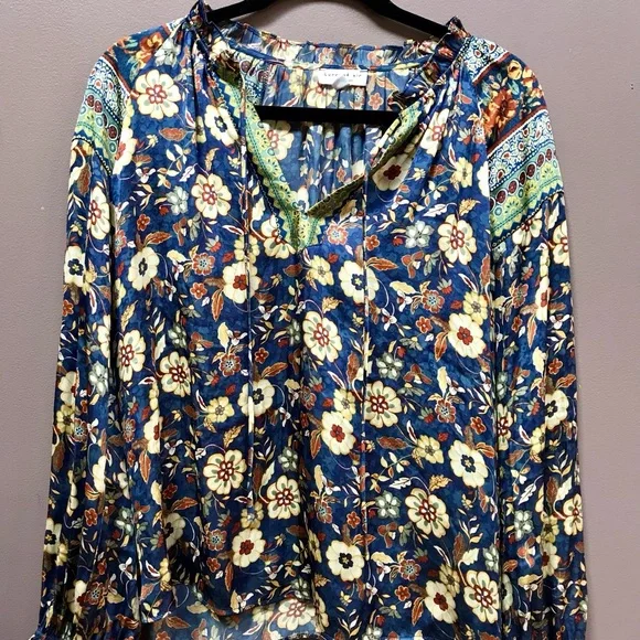 Anthropologie Current Air Floral Satin Top sz S - Picture 3 of 6
